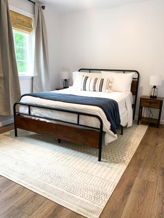 Newly Remodeled Stouchsburg Cottage Myerstown エクステリア 写真